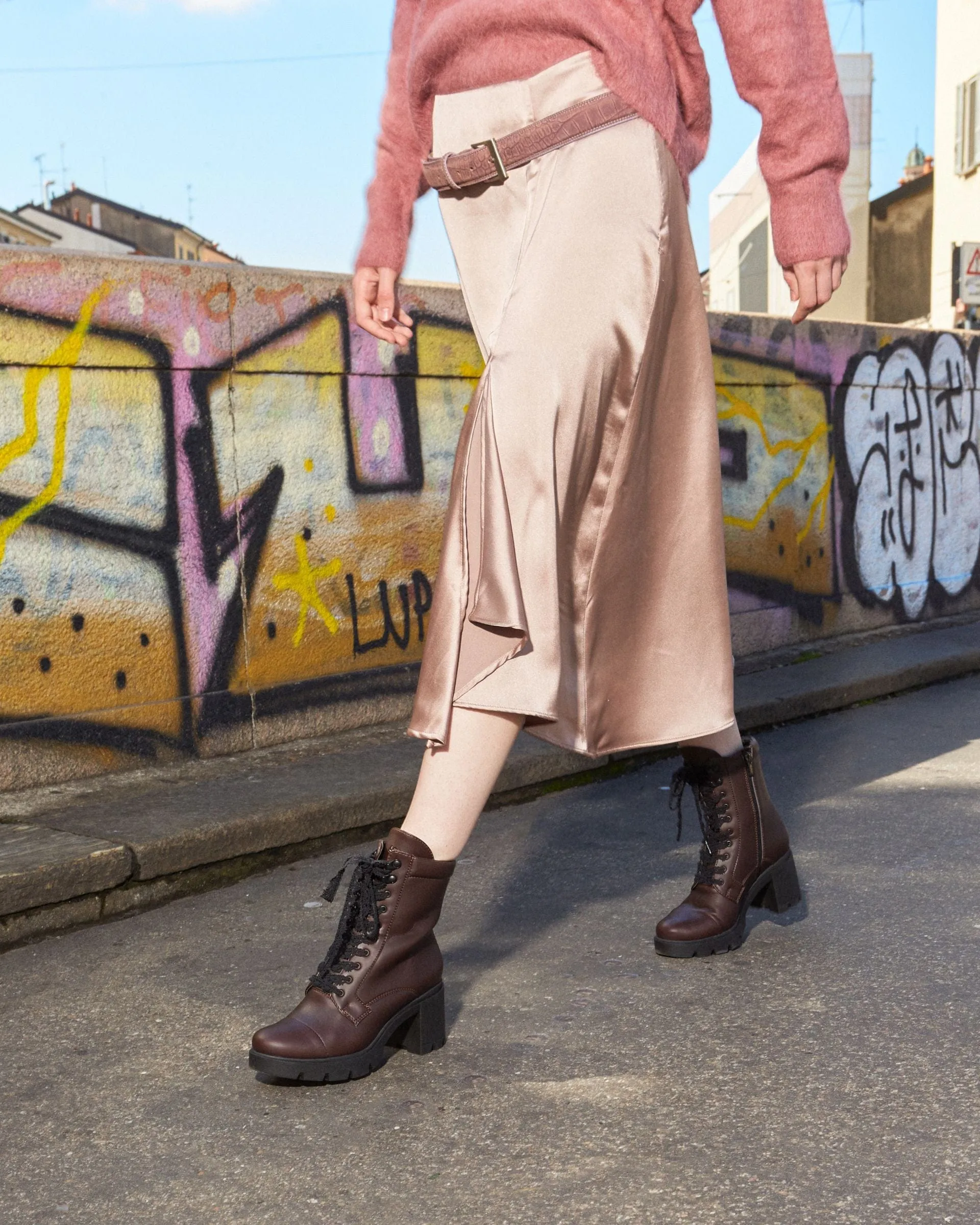 Bottes à lacets en similicuir vegan Aga | Chocolat