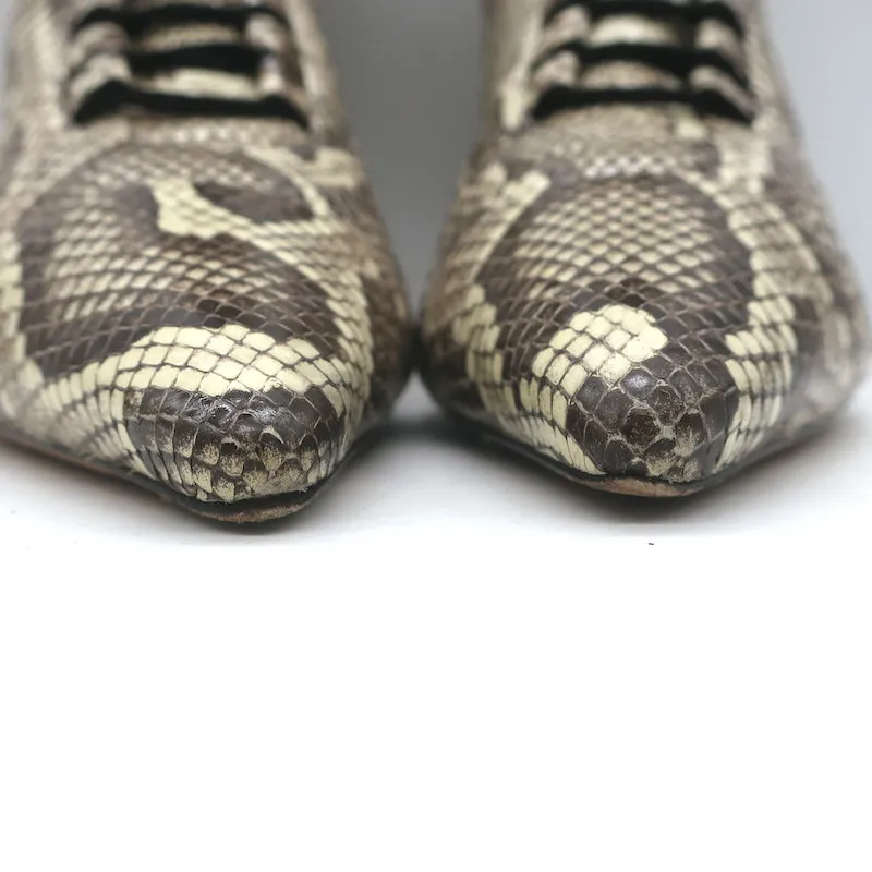 Bottes cheville à talon kitten Millen en peau de serpent ivoire Alexandre Birman Taille 40.5