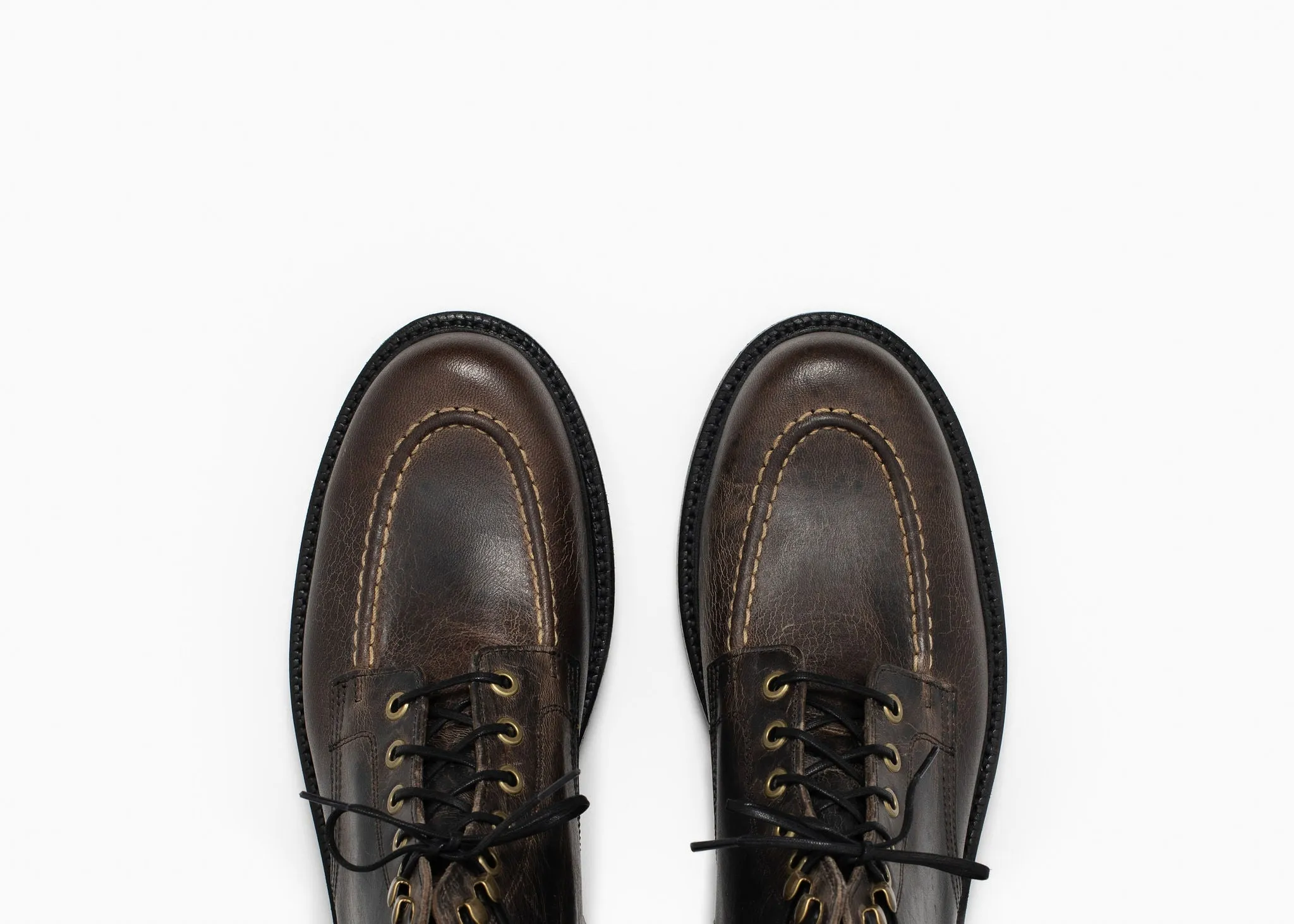 Botte en laiton noir ciré en daim