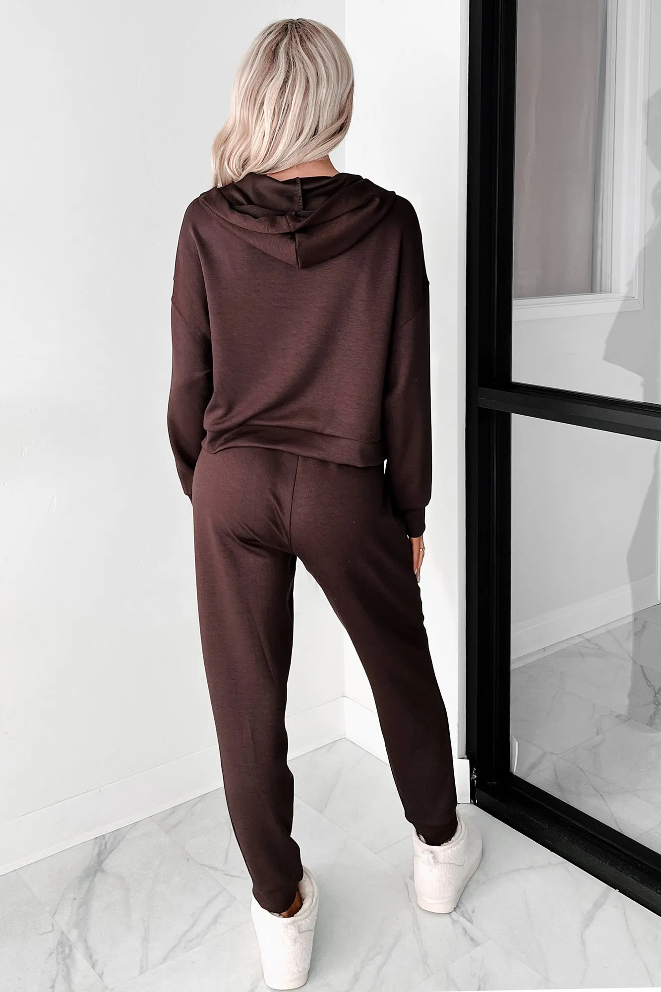 Ensemble de sweat à capuche et pantalon de survêtement Cool As A Cucumber (Chocolat)