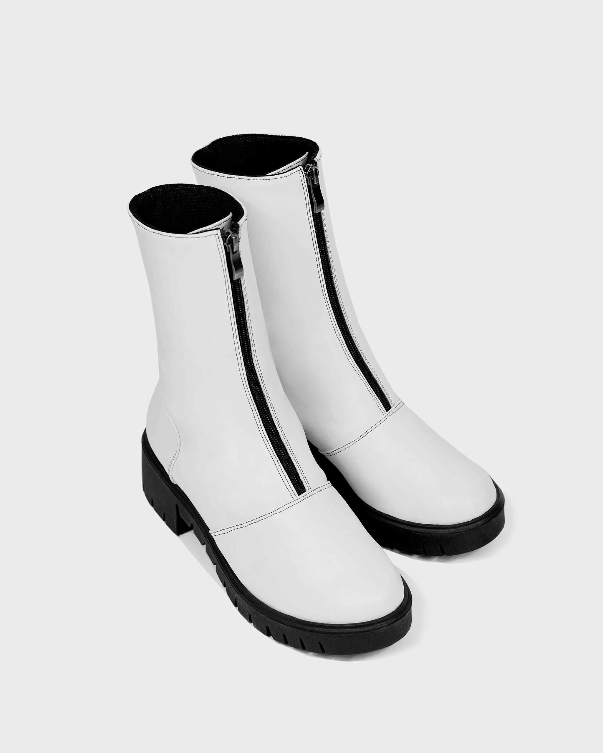 Bottes vegan en cuir de cactus Cyber Desserto® | Blanc