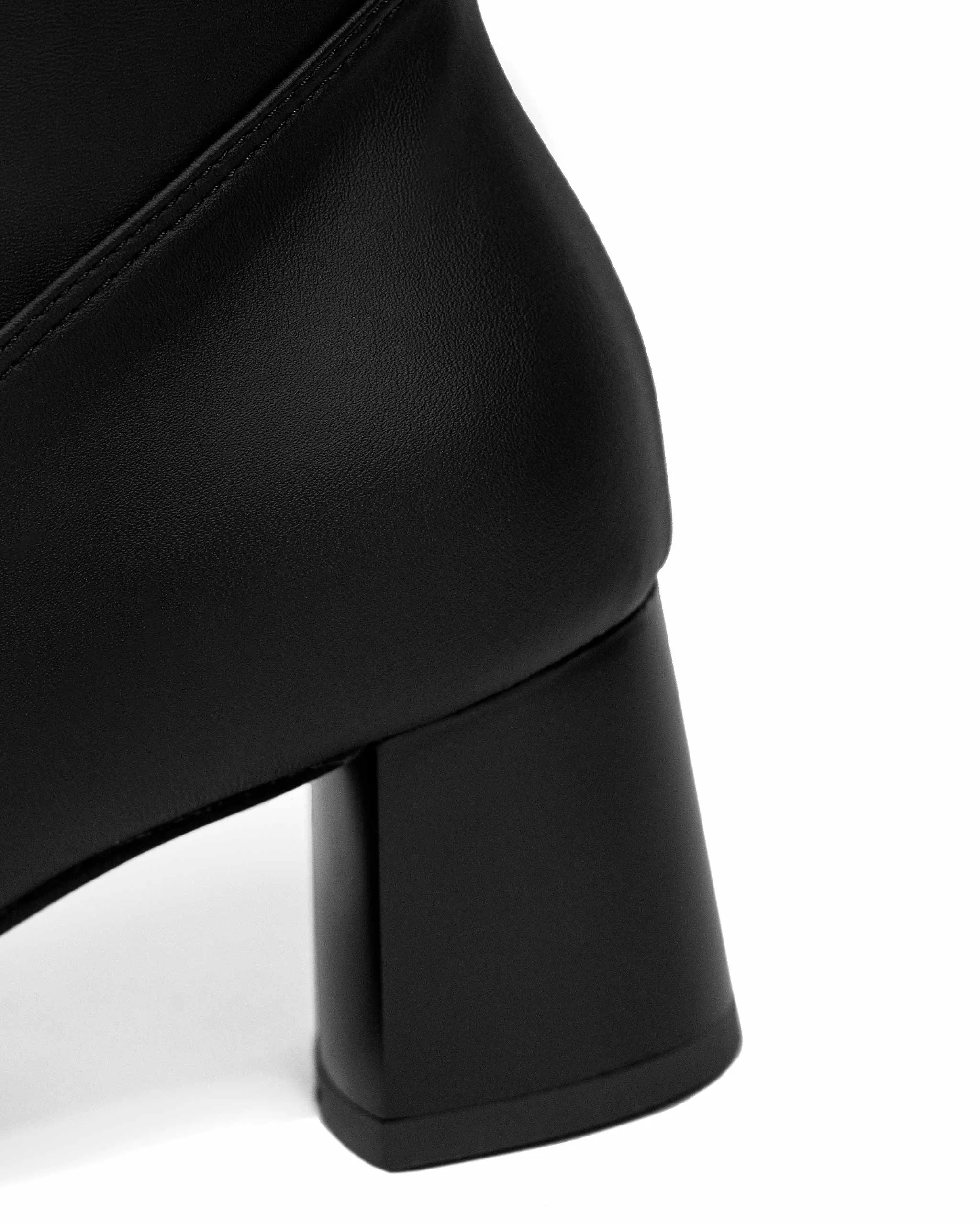 Bottes chelsea véganes en cuir de cactus Desserto® | Noir