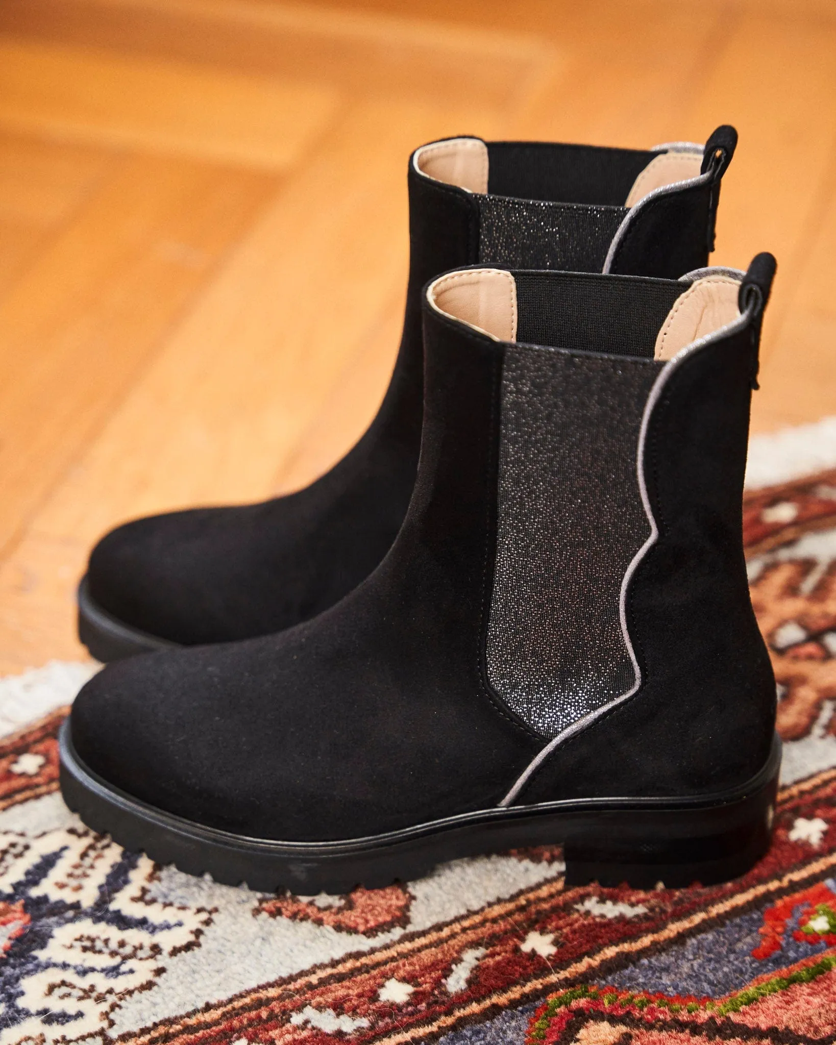 Bottes Chelsea en daim végan recyclé éphémère | Noir