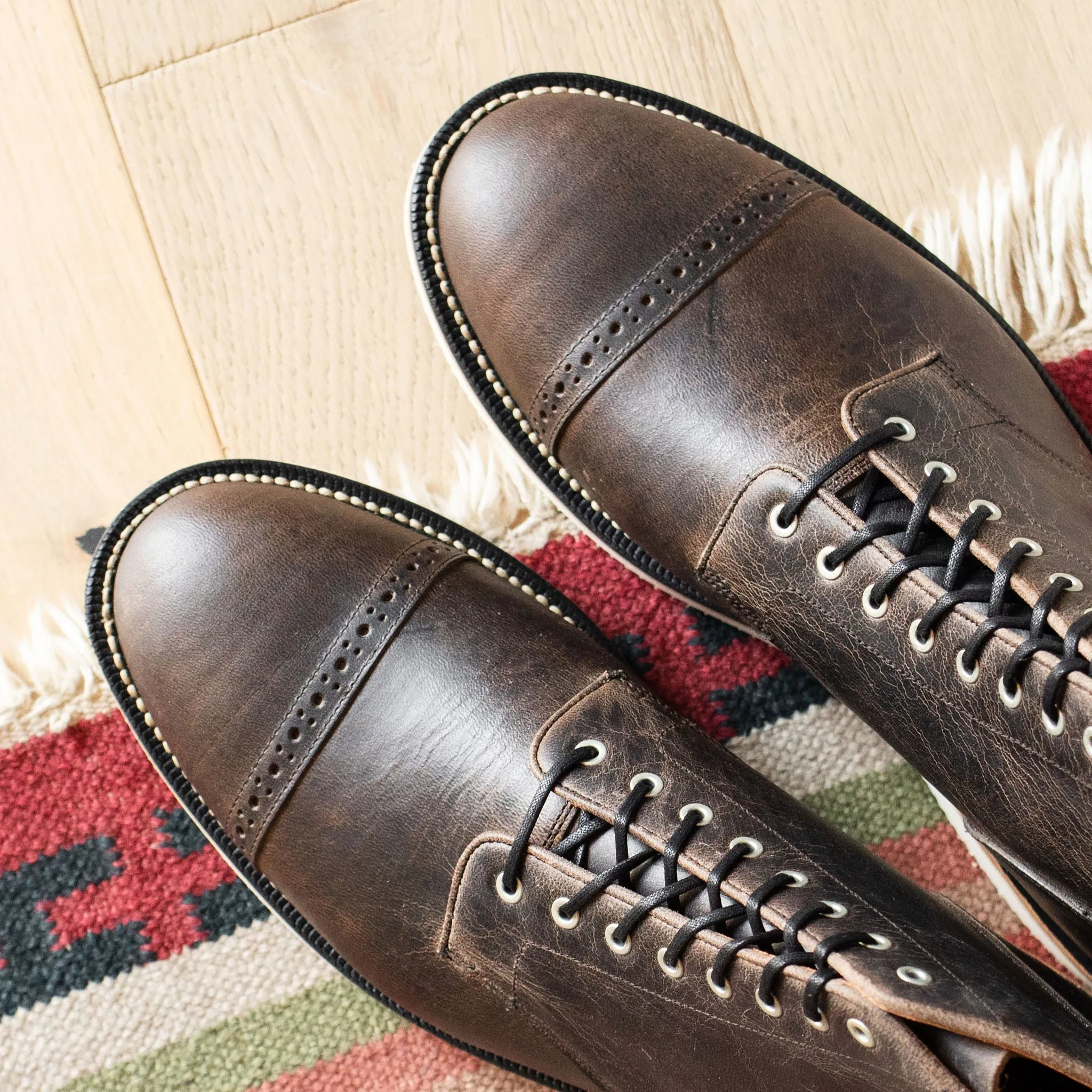 Bottes Garrison en daim noir ciré