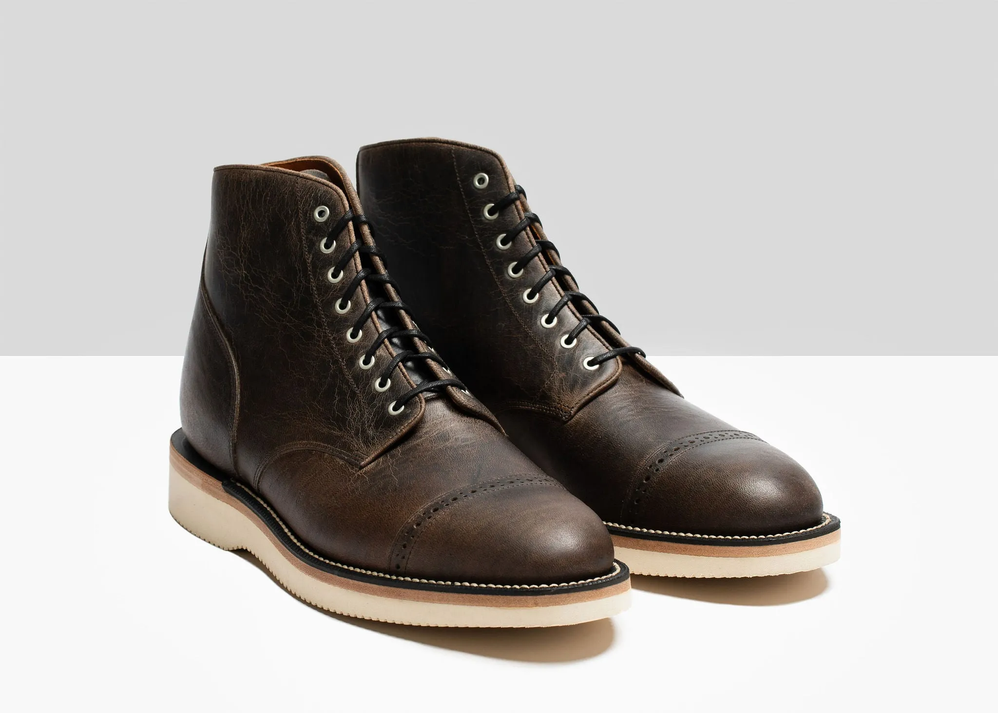 Bottes Garrison en daim noir ciré