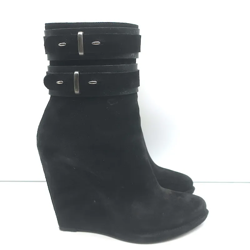 Bottes à cheville à semelle compensée Givenchy en daim noir taille 39
