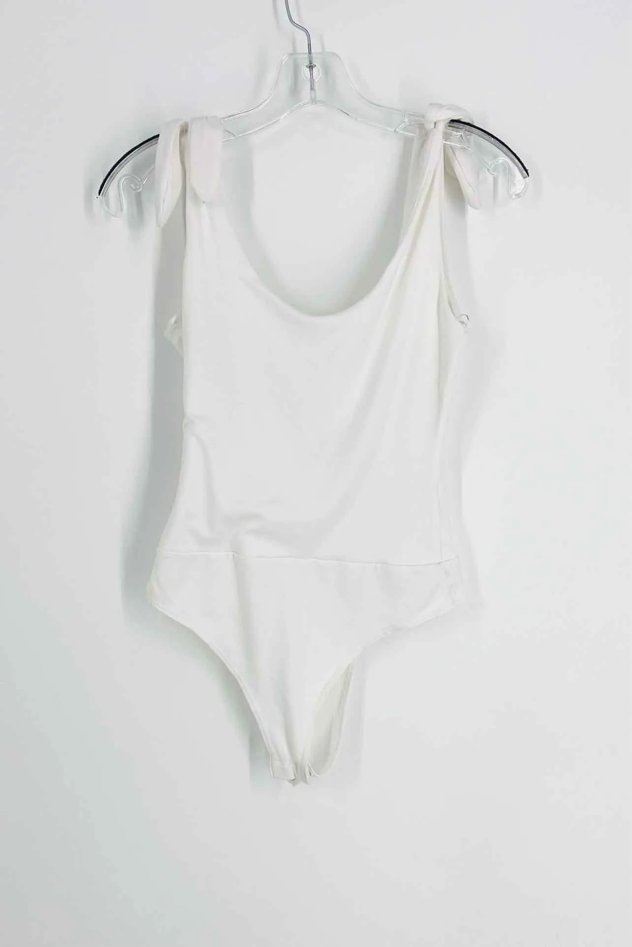 Bodysuit uni blanc avec nœud taille S de LuLu