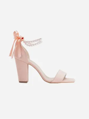Sandales à talons Melissa en daim végan perlé | Corail