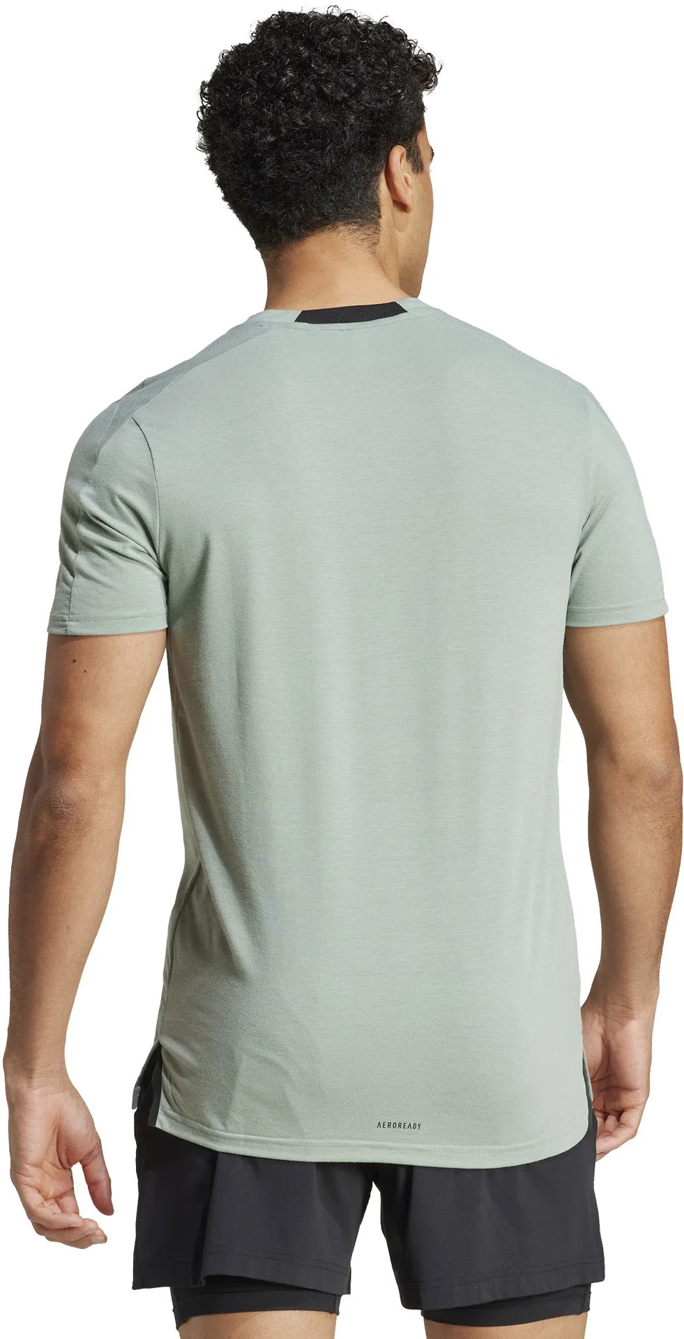 T-shirt d'entraînement conçu pour homme