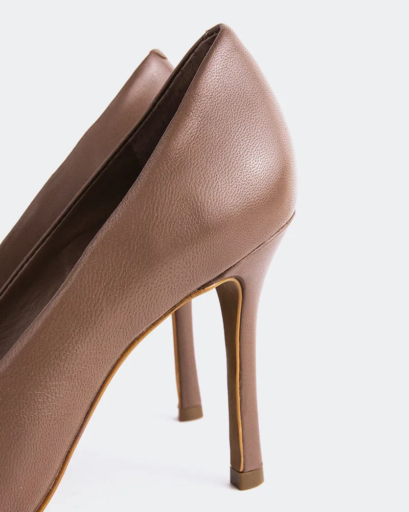 Cuir brun Moraya