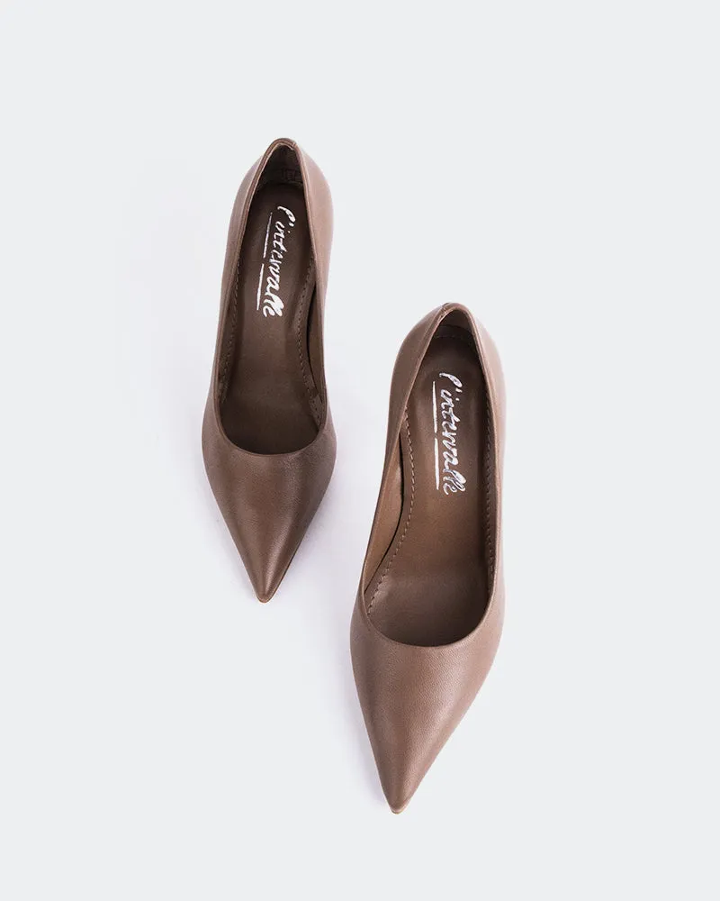 Cuir brun Moraya