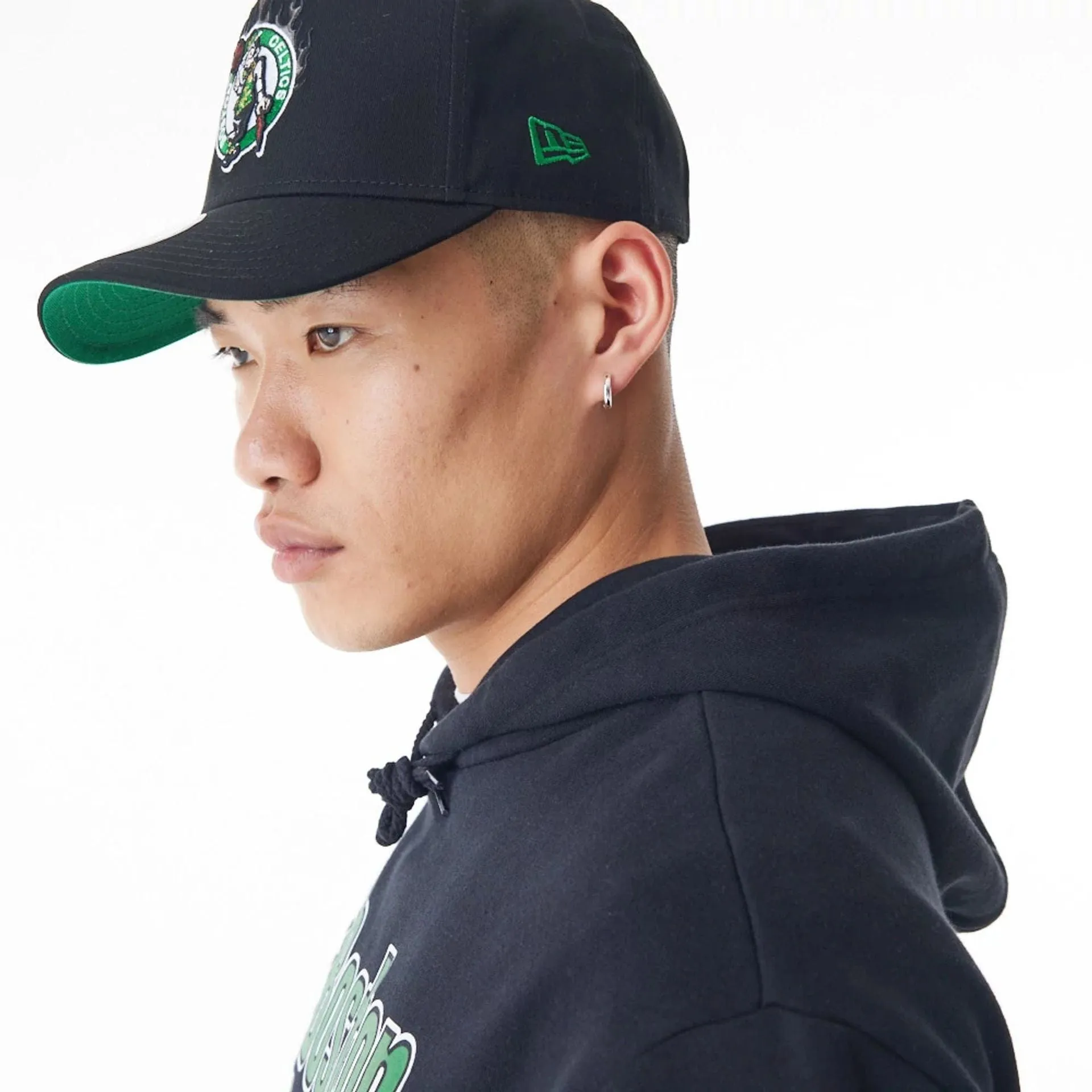 Sweats à capuche et pulls à capuche New Era Boston Celtics NBA avec impression flammes Noir Pull à capuche oversize