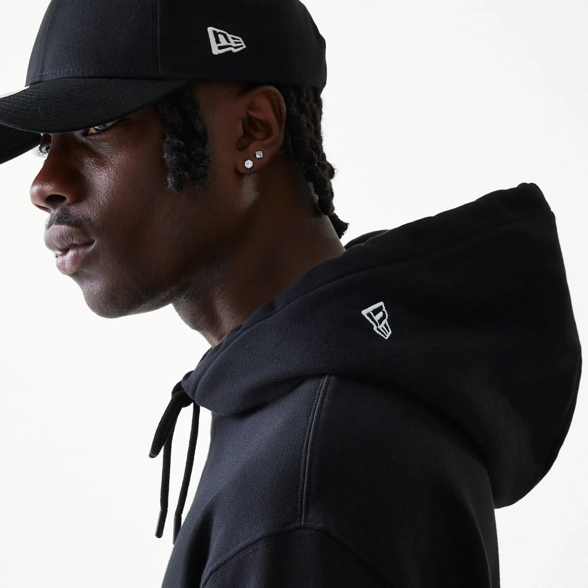 Sweatshirts et Hoodies New Era - Pullover Hoodie Noir Ode à NY