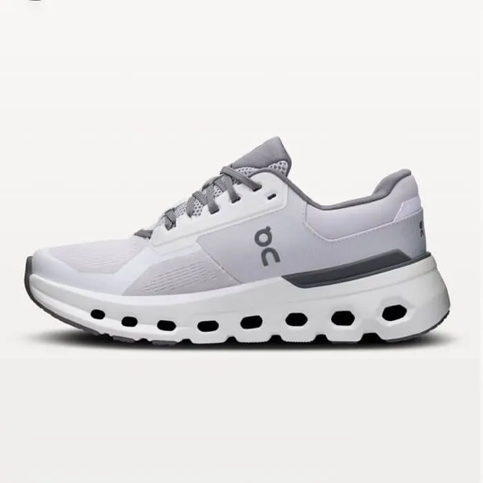Chaussures On Women's Cloudrunner 2 - Givré / Blanc sur Chaussures On Cloud