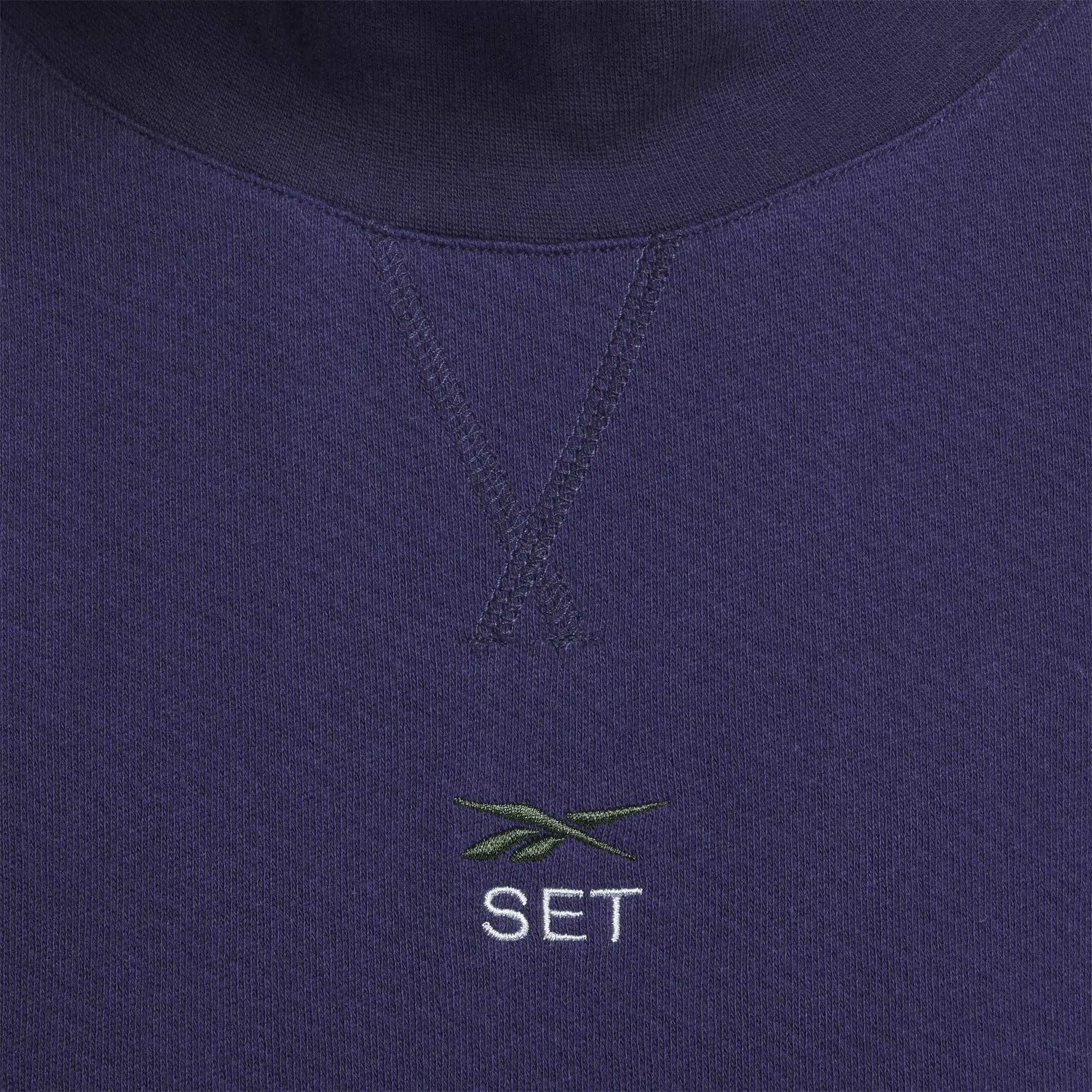 Vêtements Reebok pour Femmes Sweat-shirt Classique Léger Reebok x SET