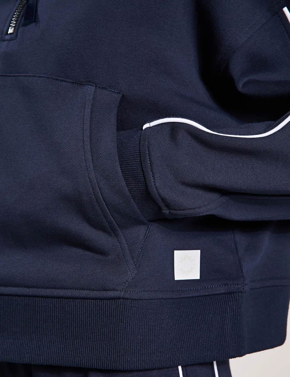 Rihanna Sweat - Bleu marine/Passementerie blanche