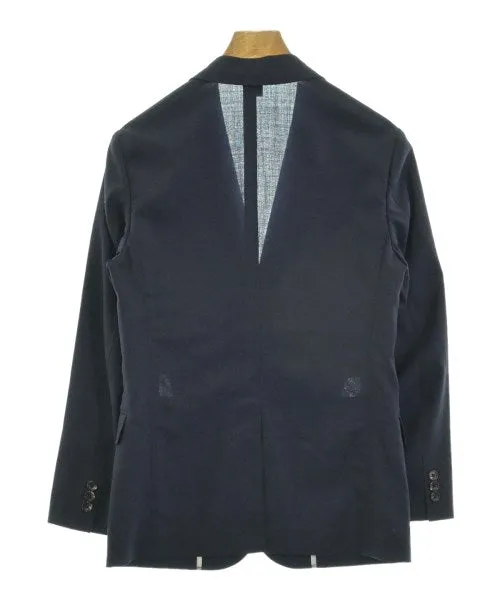 TOMORROWLAND Costumes d'affaires