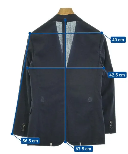 TOMORROWLAND Costumes d'affaires