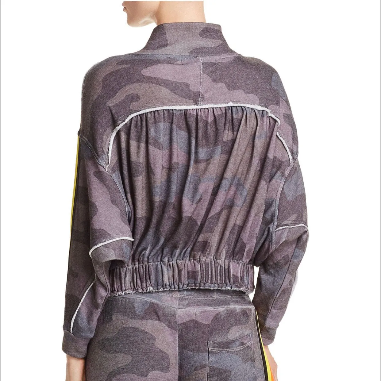 Pull à capuche vintage camouflage La Havane avec fermeture éclair devant B7565